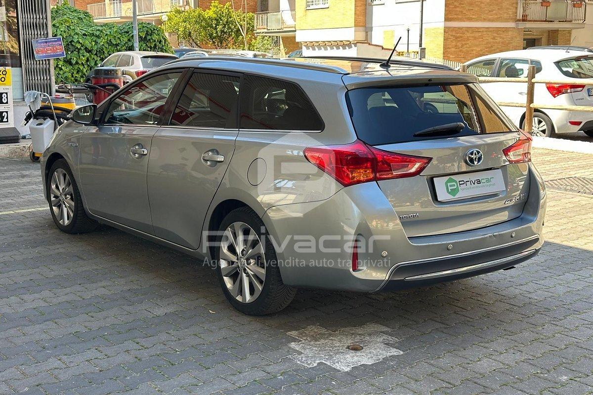 TOYOTA Auris Touring Sports 1.8 Hybrid Lounge