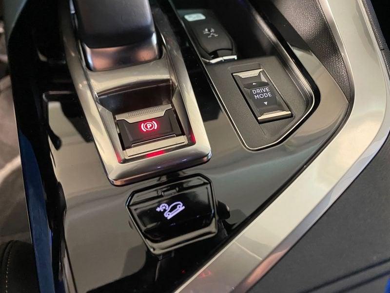 Peugeot 3008 Hybrid4 300 e-EAT8 GT Pack