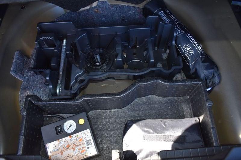 Peugeot 2008 BlueHDi 110 Allure Pack S/S