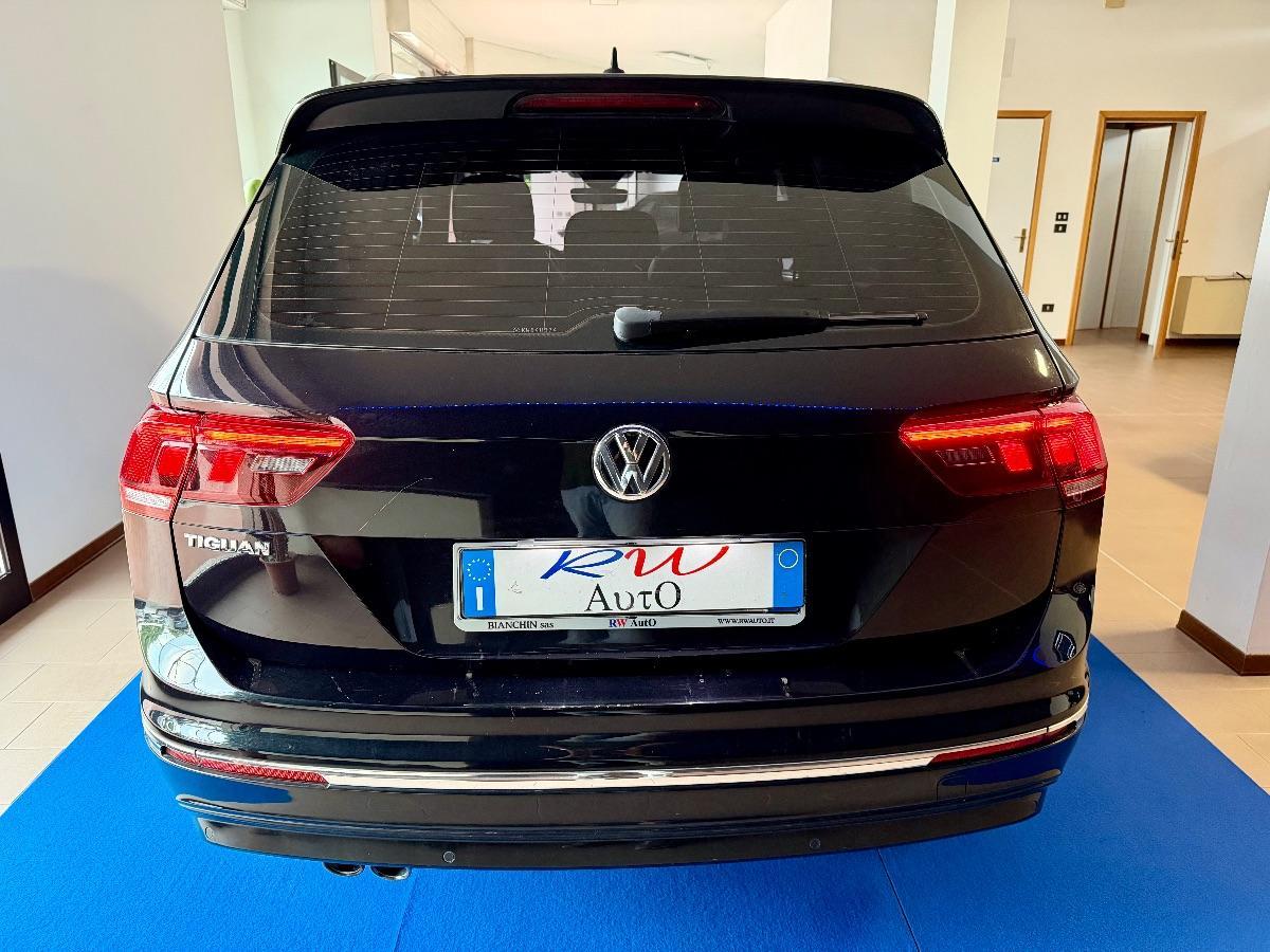 VOLKSWAGEN - Tiguan - 2.0 TDI 150CV SCR DSG R-Line