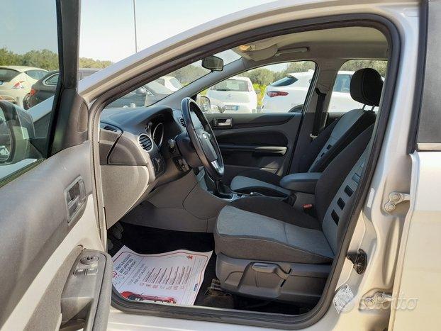 FORD Focus SW 1.6 TDCi 110 CV TITANIUM DPF