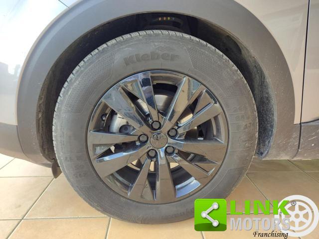 PEUGEOT 3008 BlueHDi 120 S&S EAT6 Allure