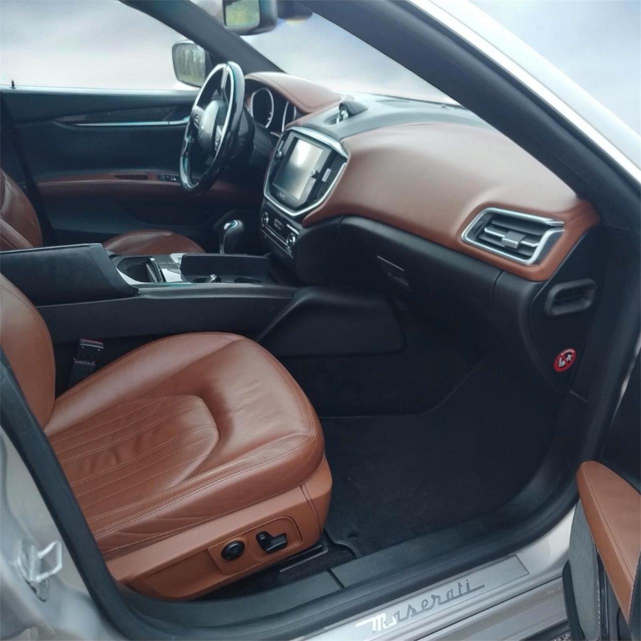 Maserati Ghibli 3.0 V6 ds 275cv auto