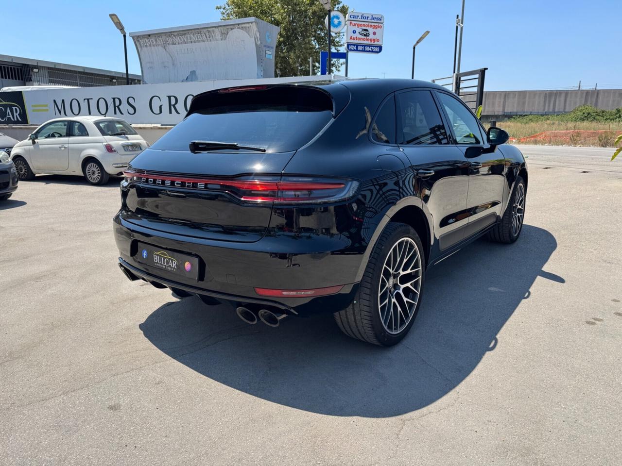 Porsche Macan 2.0 pari al nuovo