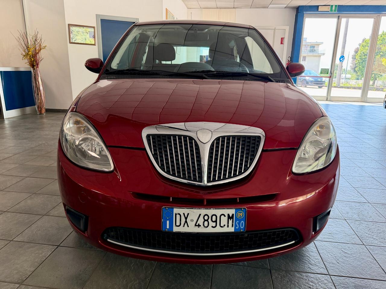 Lancia Ypsilon 1.3 MJT 75 CV Oro-CAMBIO AUTOMATICO-