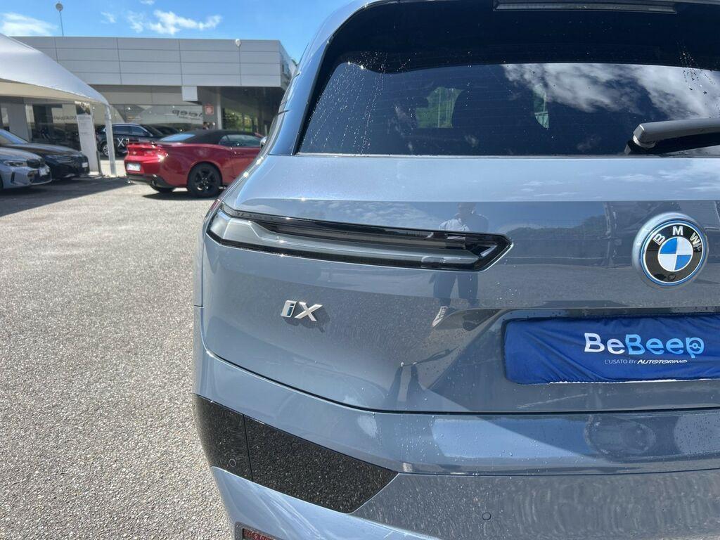 BMW iX 50 pacchetto sportivo xDrive