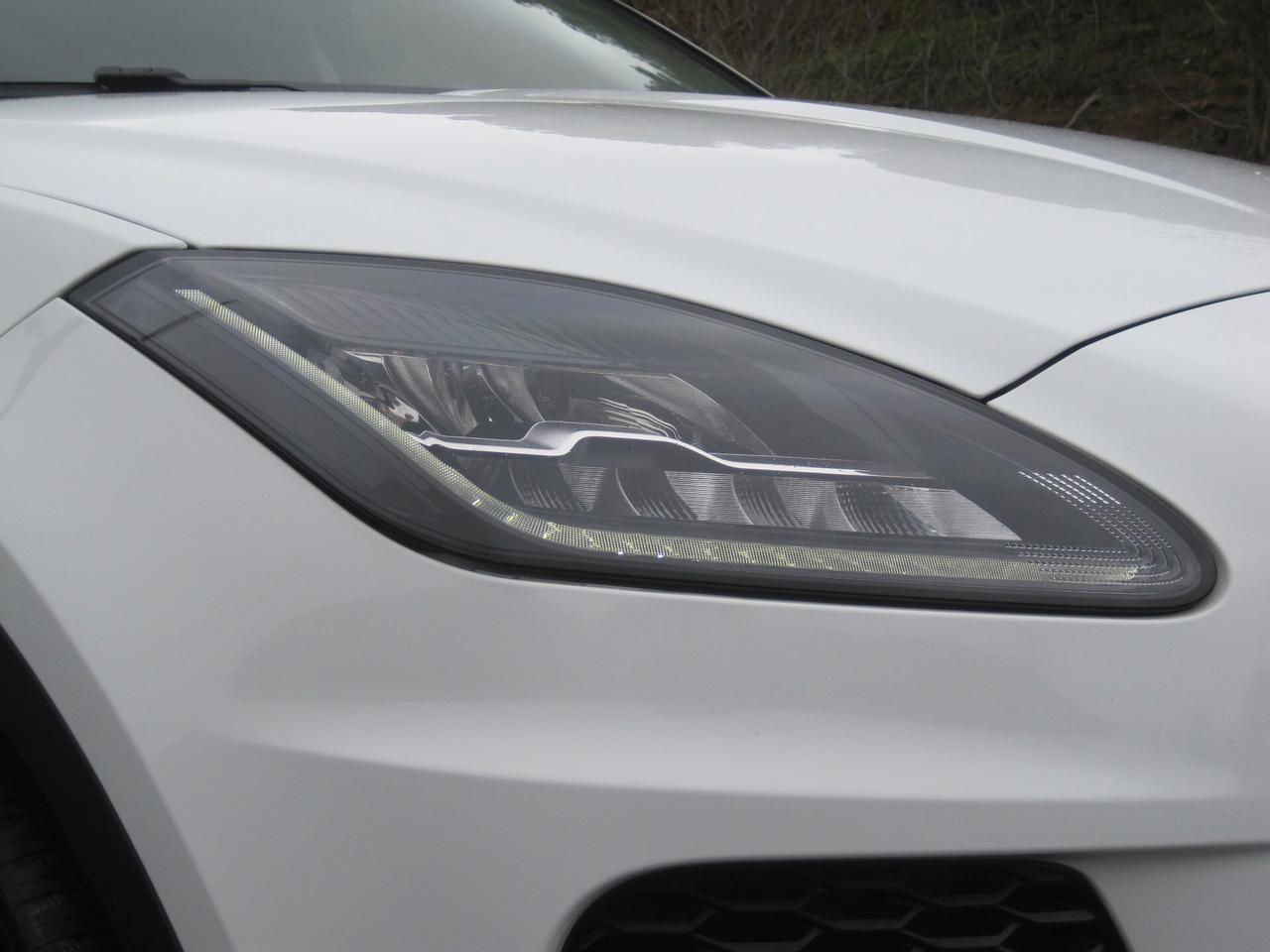 Jaguar E-Pace 2.0D 150 CV AWD aut. R-Dynamic HSE