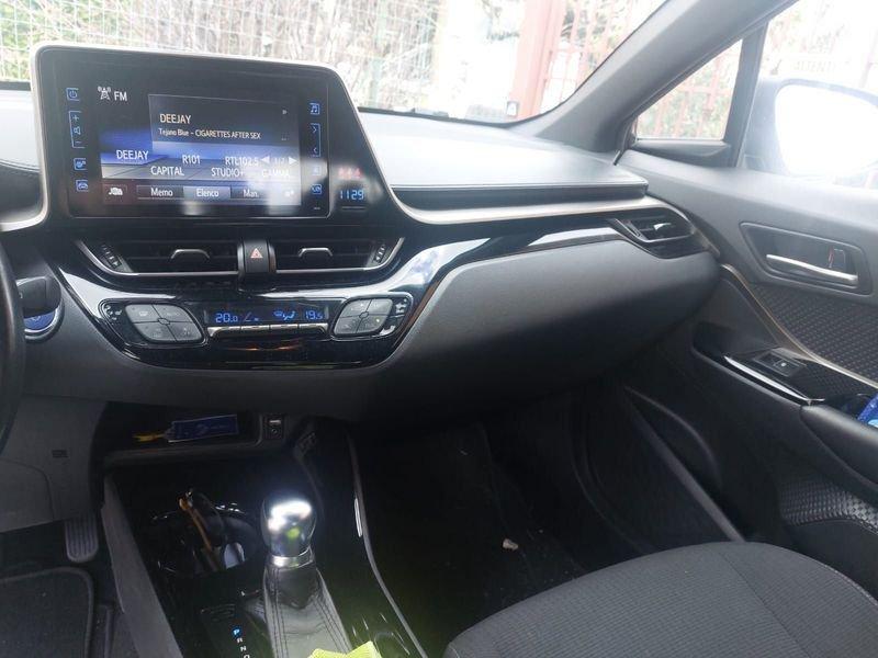 Toyota C-HR 1.8 Hybrid E-CVT Lounge