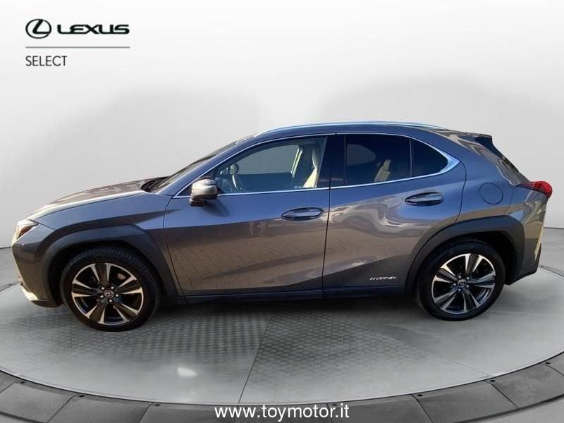 Lexus UX Hybrid Luxury