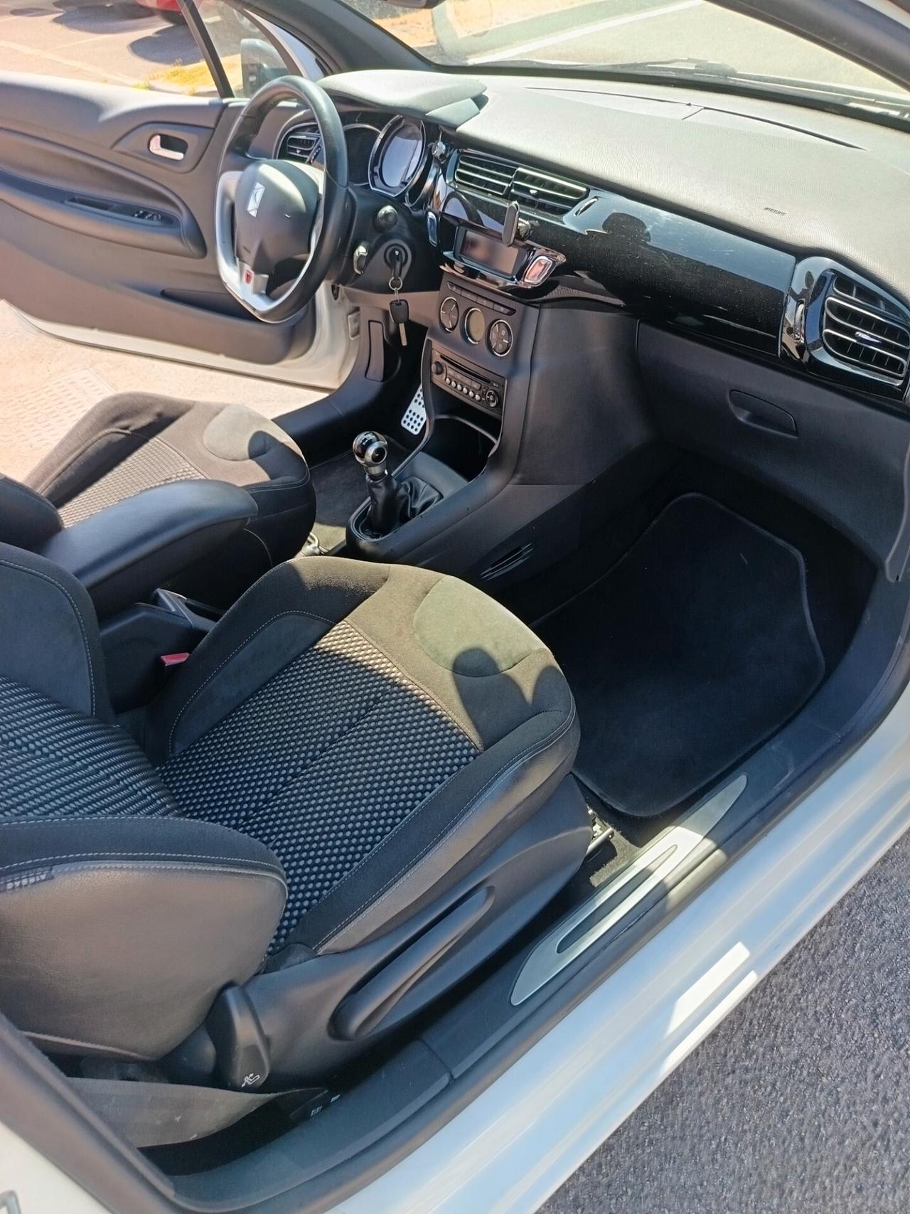 Ds DS3 DS 3 1.4 VTi 95 Chic