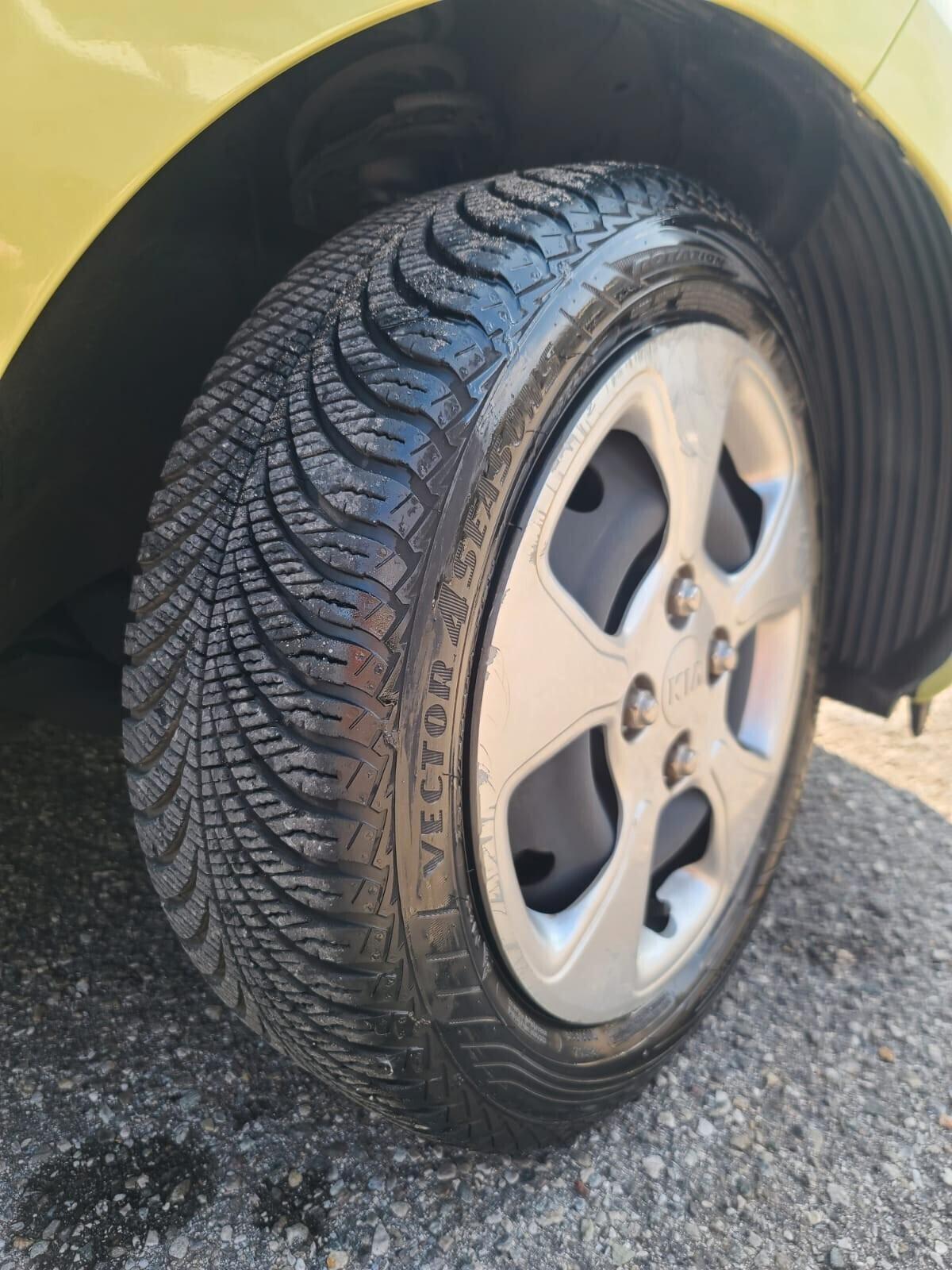 Kia Picanto 1.0 BENZ SOLO 28.000 KM
