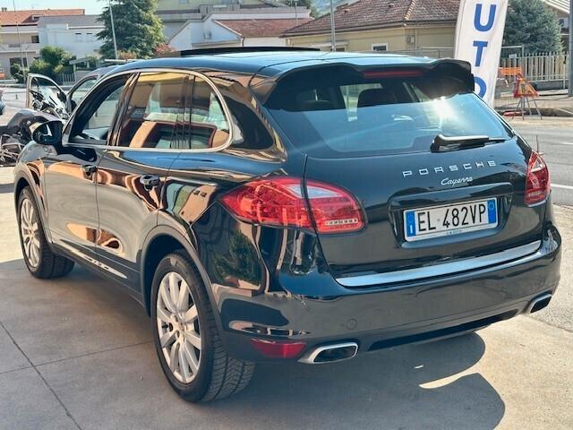 Porsche Cayenne 3.0 Diesel IVA ESPOSTA service Porsche Uni pro.