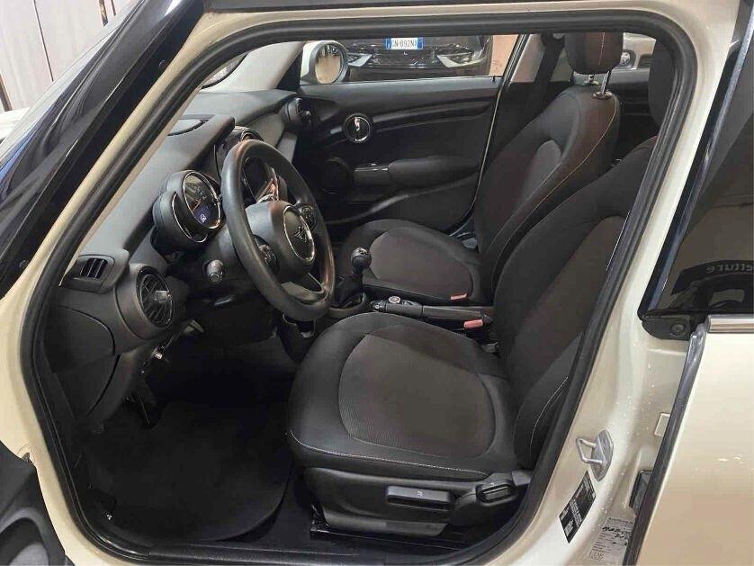 Mini 1.5 One 5 porte ok neopatentati