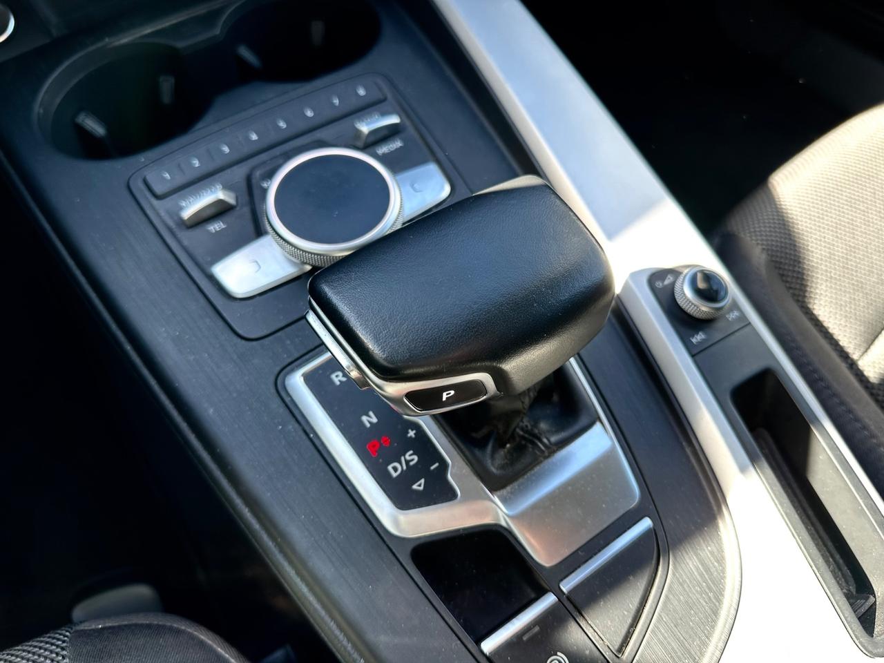 Audi A4 Avant 35 TDI S tronic Business