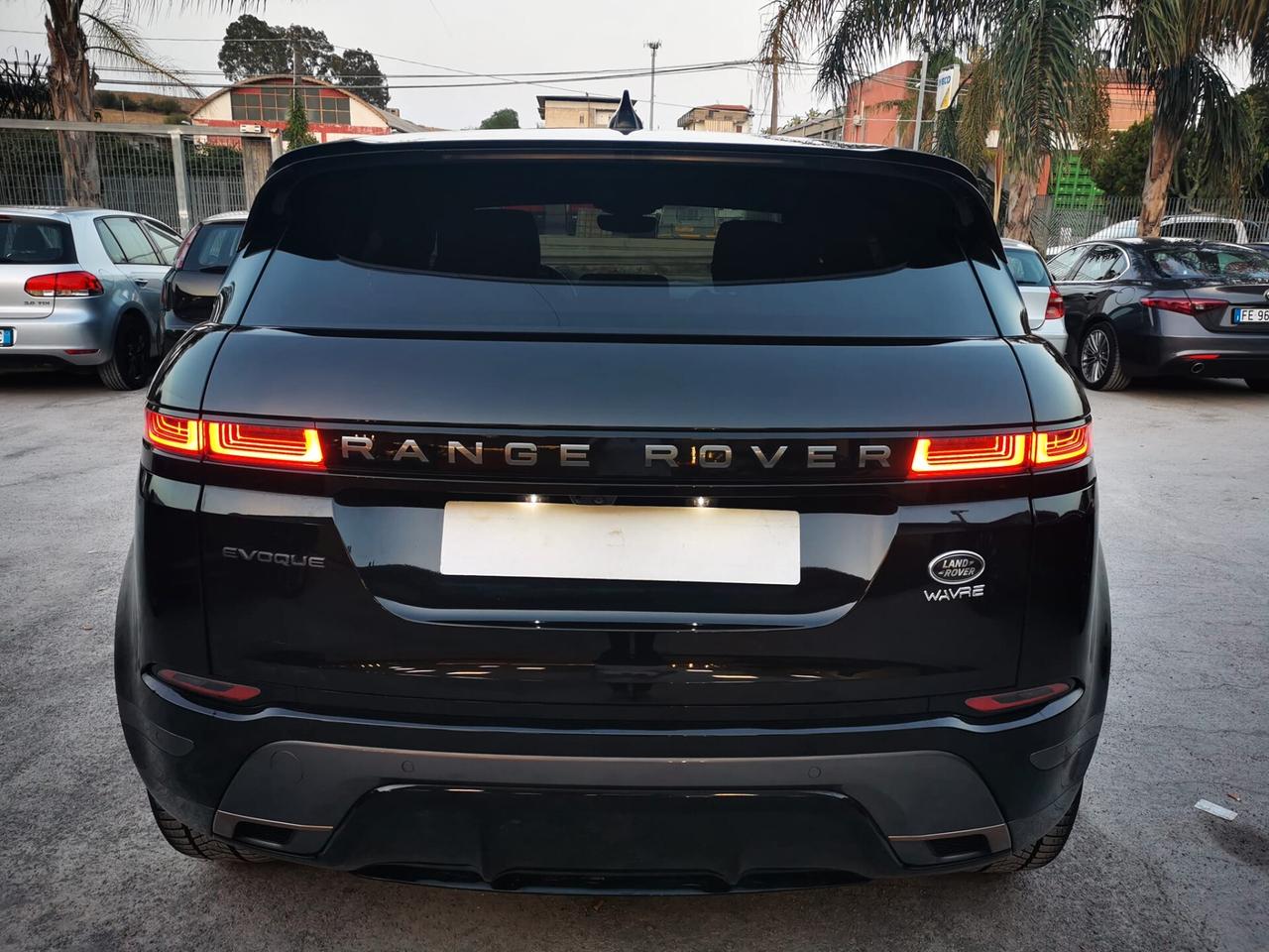 Land Rover Range Evoque 2.0 D150 R - Dynamic strafull 2020