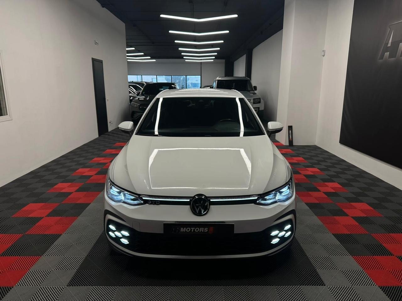 Volkswagen Golf 2.0 GTD DSG