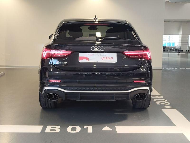 Audi Q3 RS SPB quattro S tronic