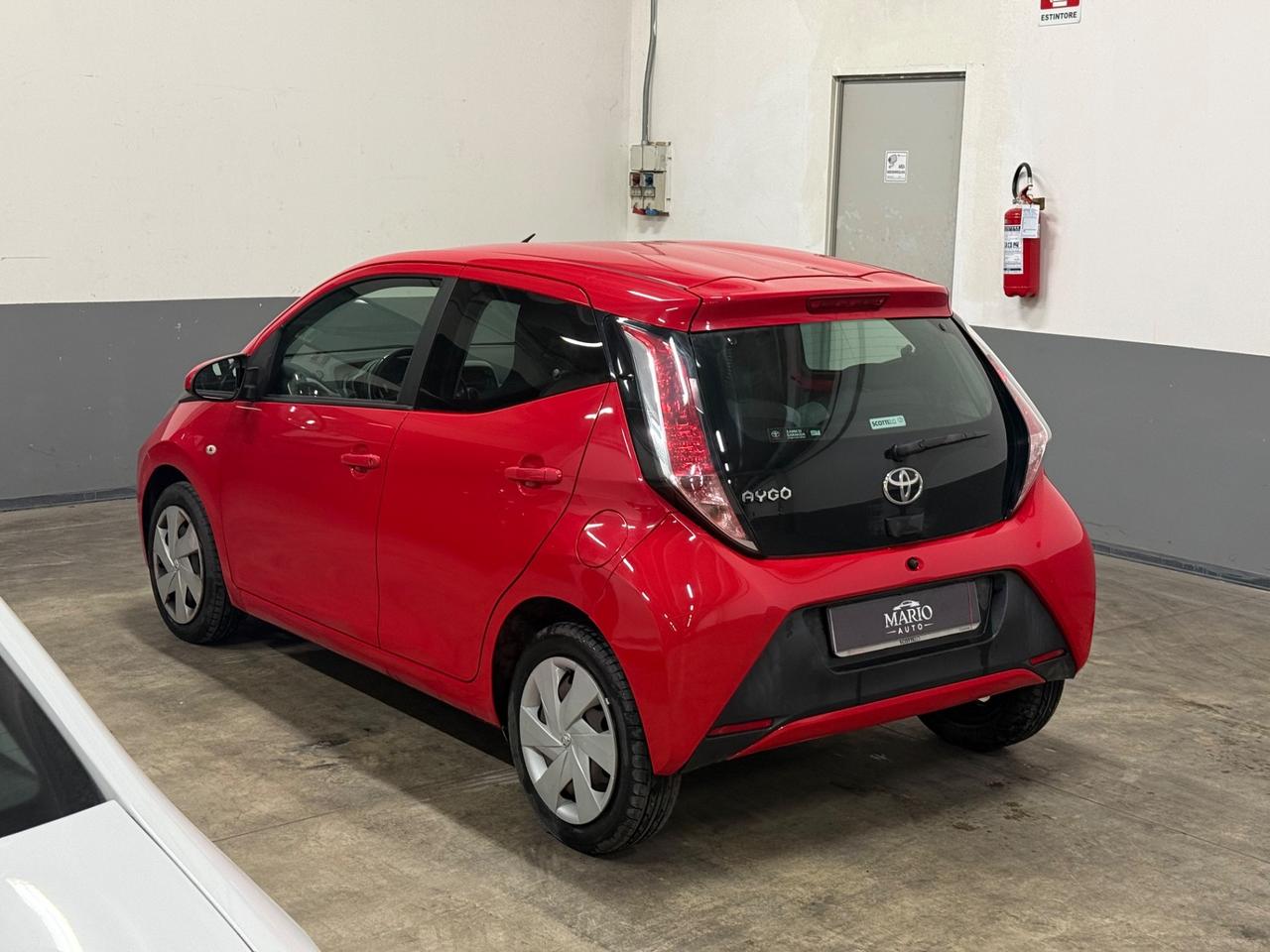 Toyota Aygo 1.0 VVT-i 69 CV 5 porte x-cool TSS
