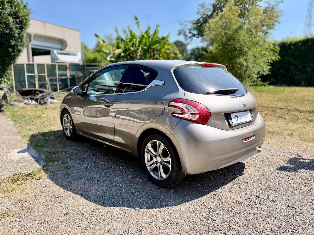 Peugeot 208 208 1.4 vti 16v Active 3p