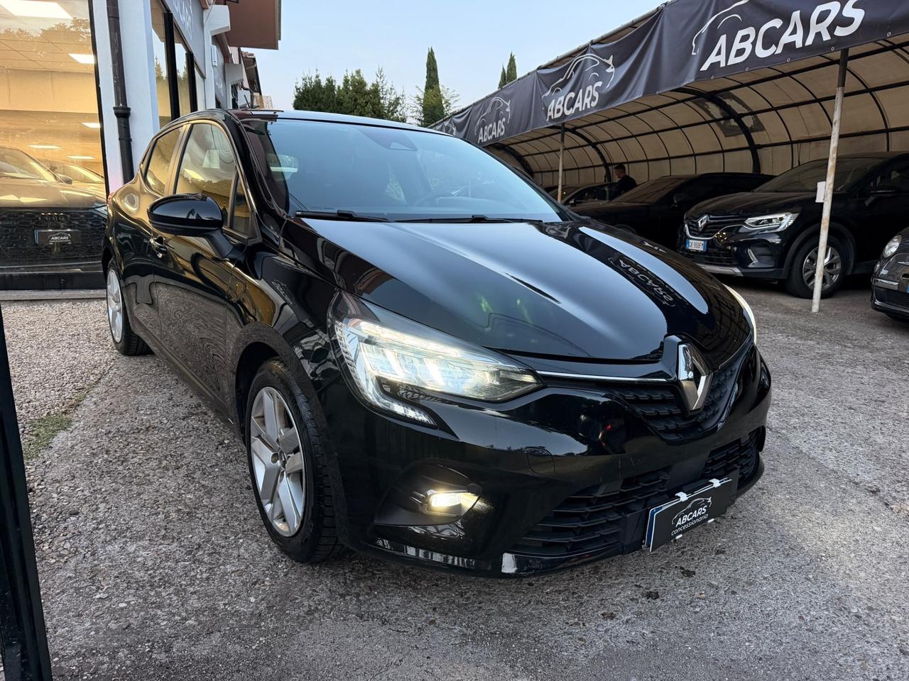 Renault Clio TCe 12V 100 CV 5 porte Intens