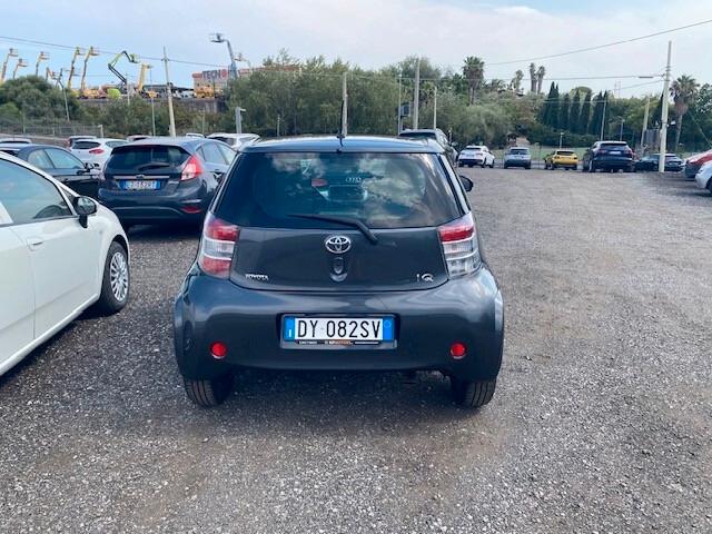 Toyota iQ 1.3 Executive