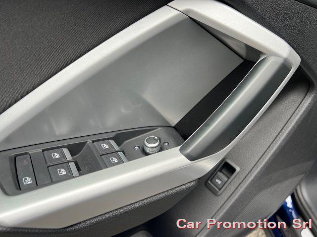AUDI Q3 35 TDI Business Advanced