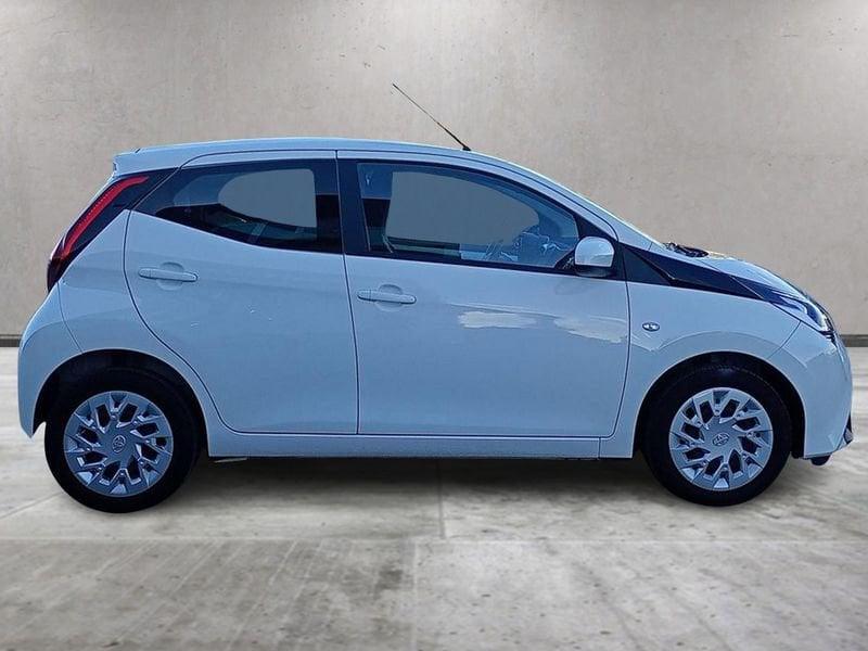 Toyota Aygo 5 Porte 1.0 VVT-i 72cv x-play M-MT