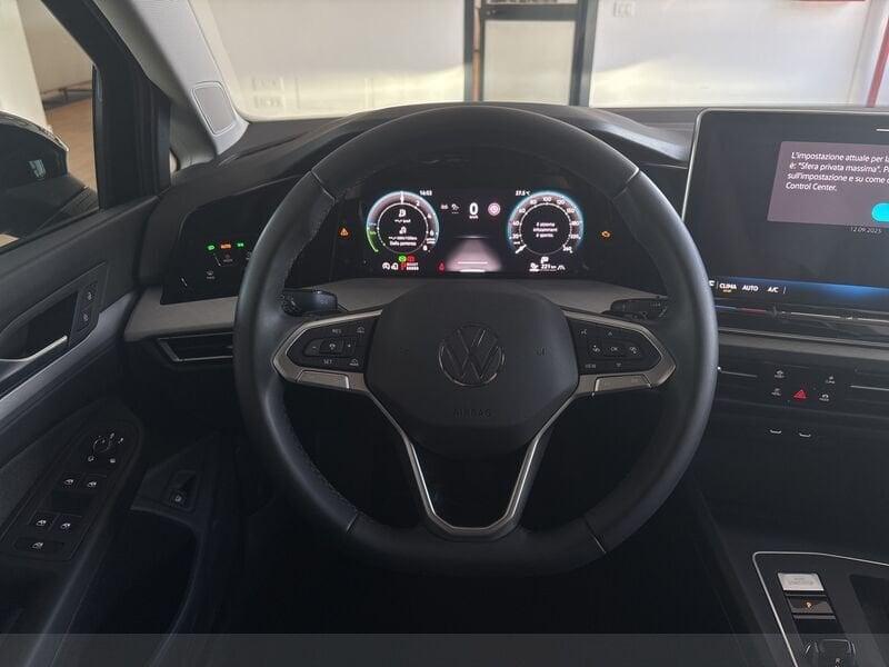 Volkswagen Golf 1.5 TSI eHybrid EDITION PLUS DSG 204 CV