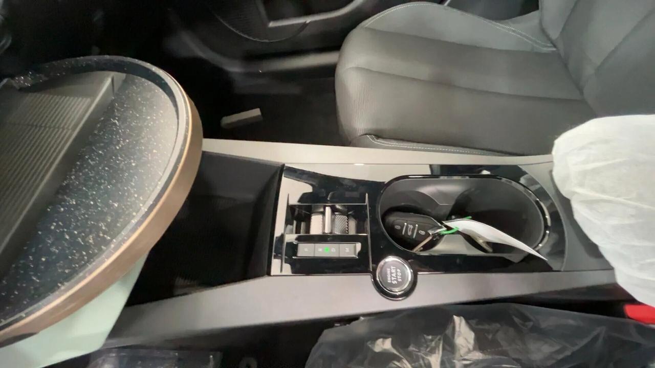 Lancia Ypsilon Hybrid e-DCT KM0