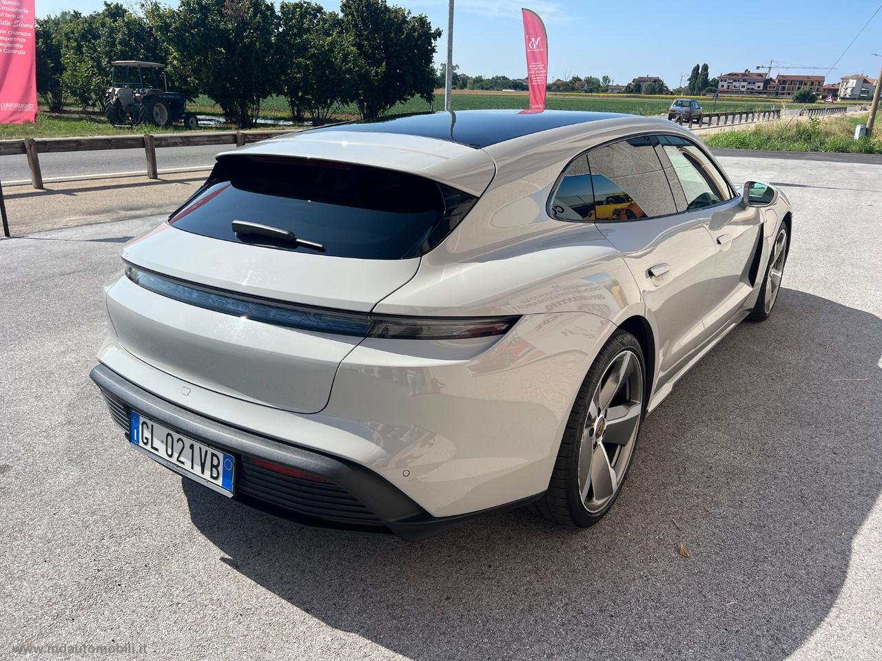 PORSCHE Taycan Sport Turismo PURE GREEN EMOTION TETTO 21 IVA ESPOSTA