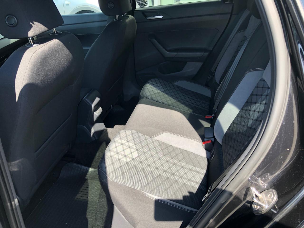 Volkswagen Polo 1.0 TSI R-Line
