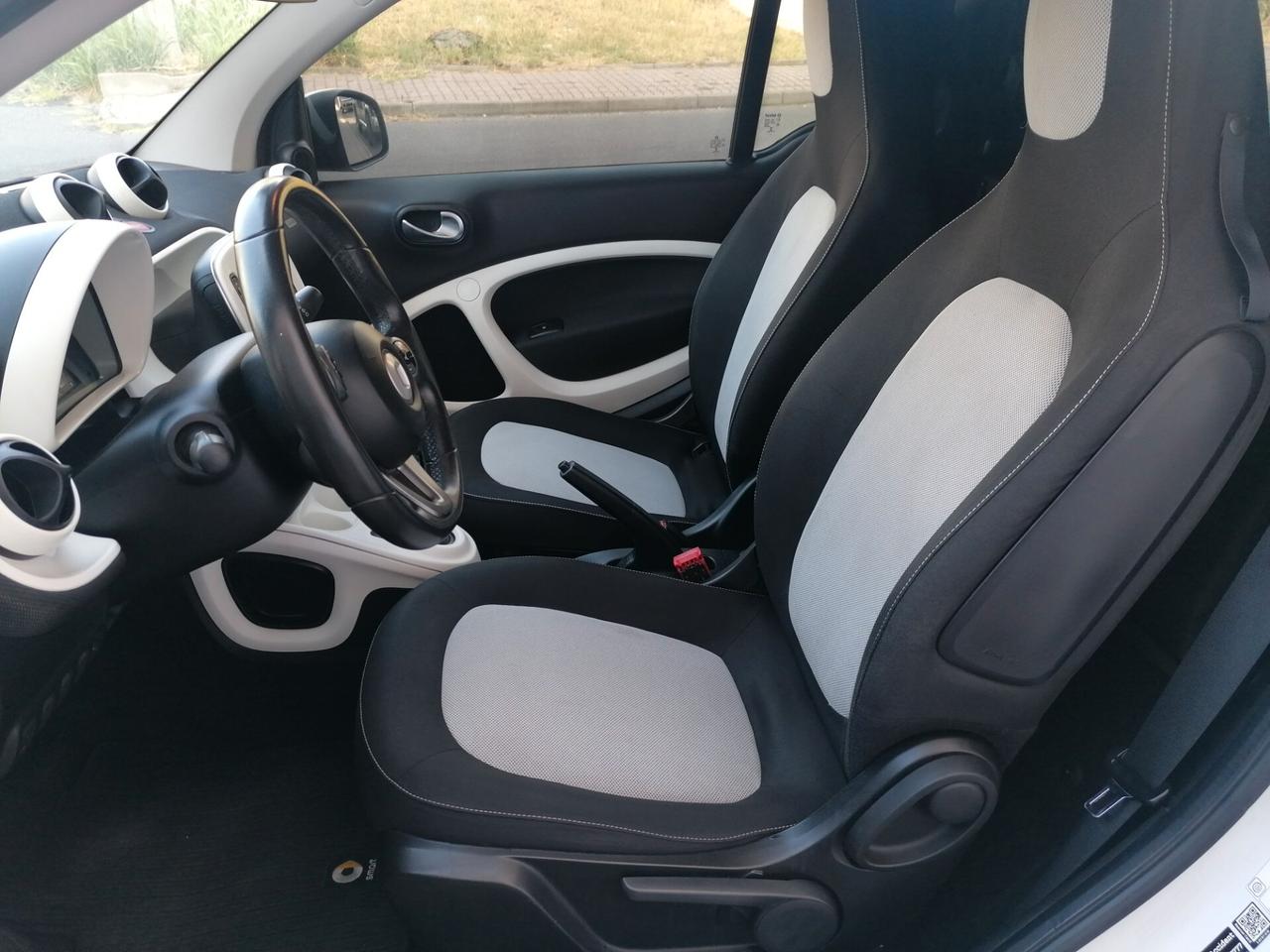 Smart ForTwo 70 1.0 cabrio Passion Navy