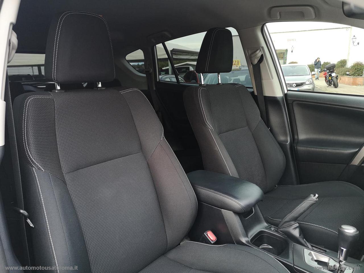 TOYOTA RAV4 2.5 Hybrid 2WD Business PROMO WEB