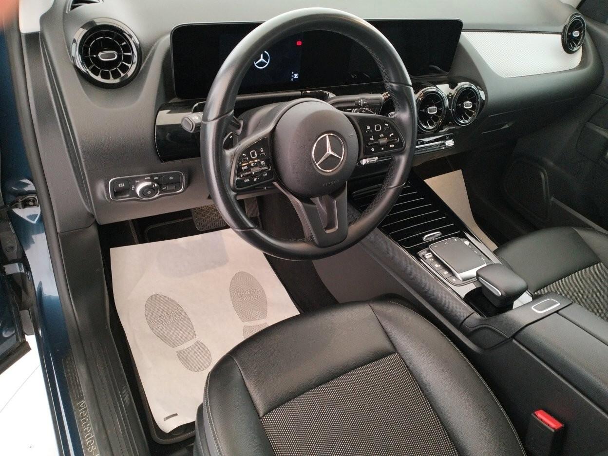 MERCEDES BENZ GLA 200d GLA Business Extra auto - IVA ESPOSTA