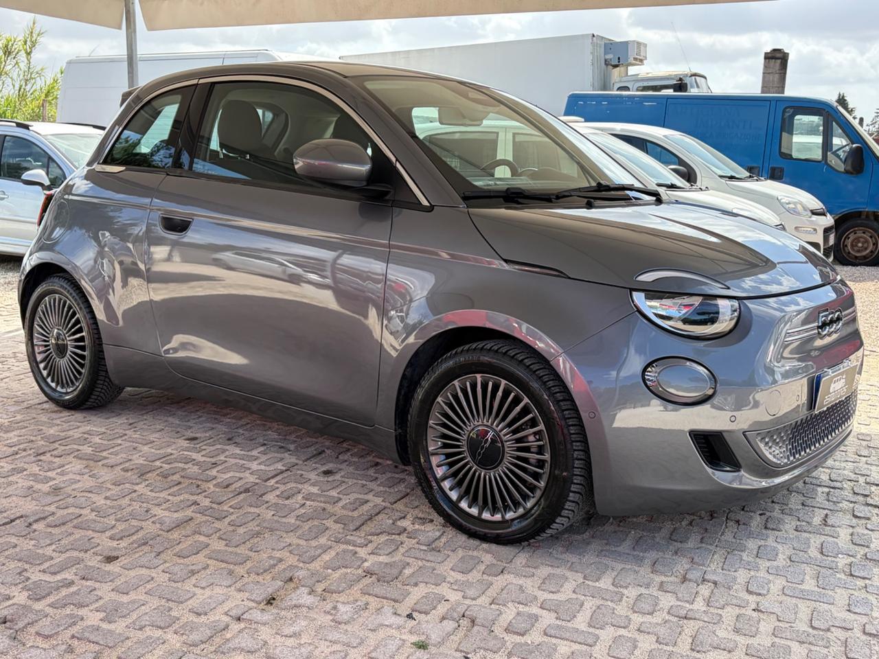 Fiat 500 500e 42 kWh Passion