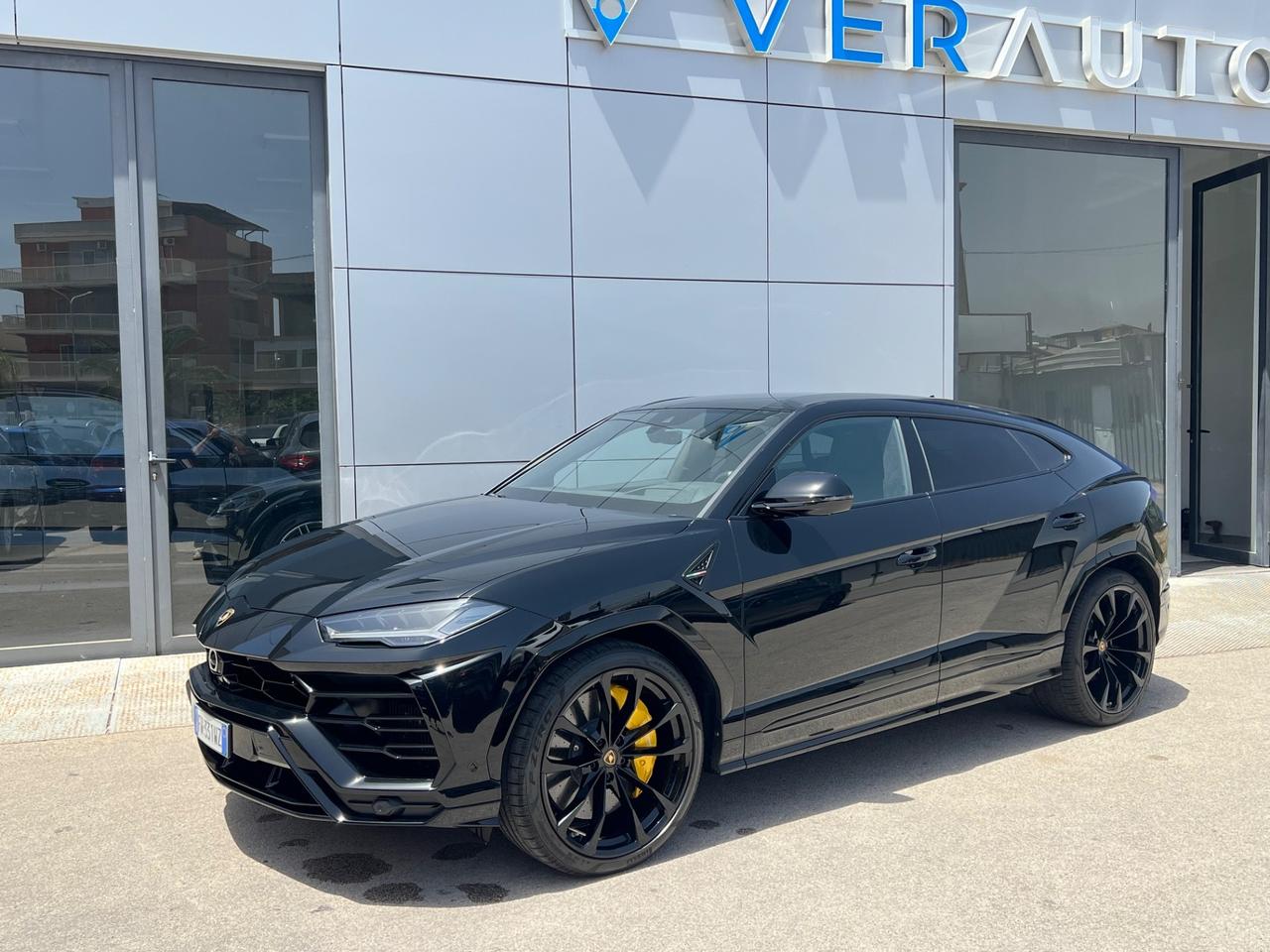 Lamborghini Urus 4.0 V8 auto possibilità noleggio no scoring
