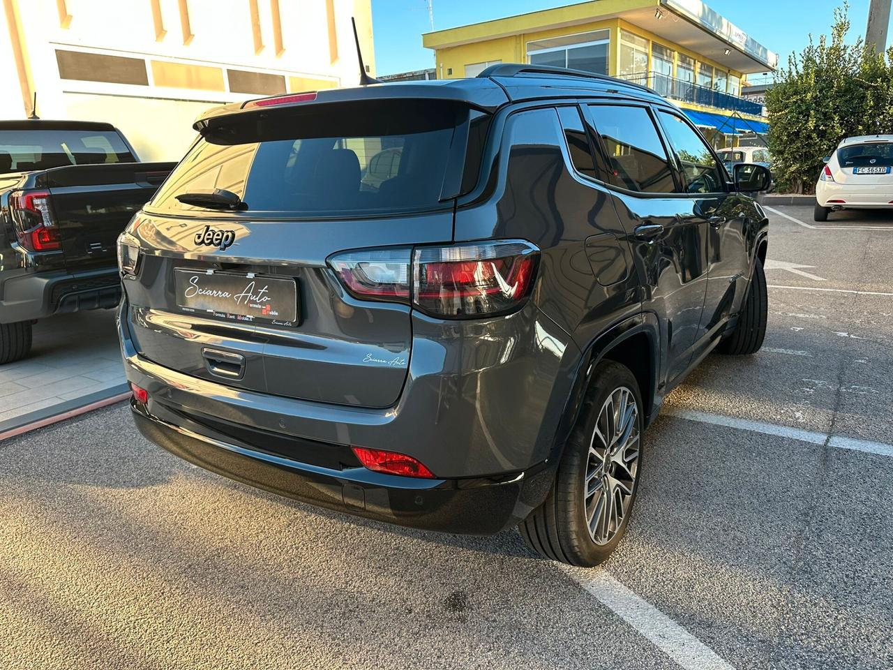 Jeep Compass 1.5 Turbo T4 130 MHEV 2WD summit