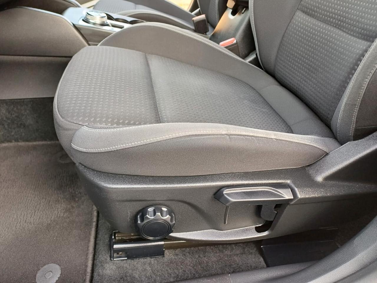 Ford Focus StationWagon 1.5 EcoBlue 120 cv automatico Business Co-Pilot