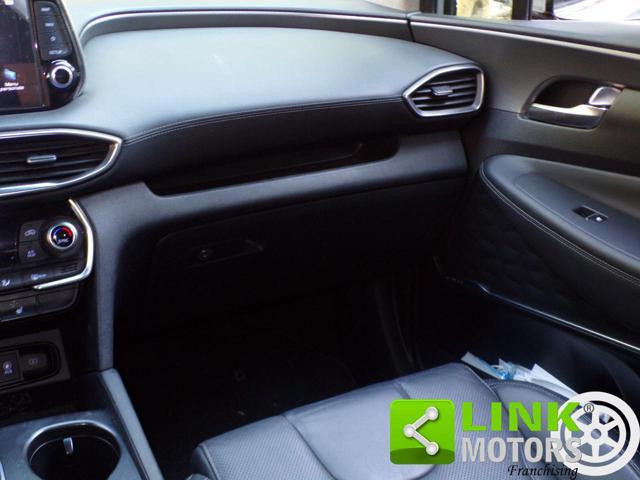 HYUNDAI Santa Fe 2.2 CRDi 4WD A/T 7 posti Xprime con Garanzia