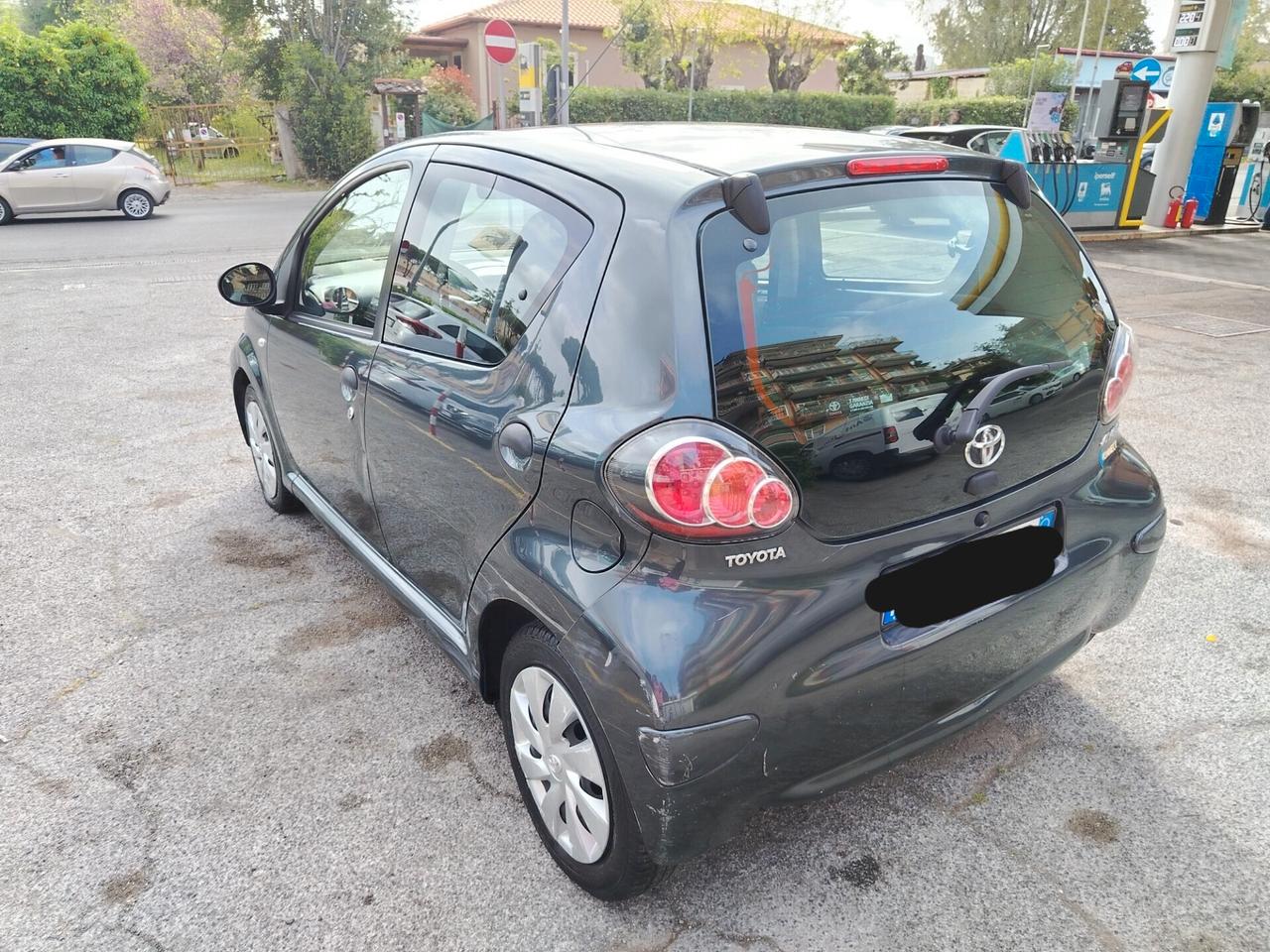 Toyota Aygo 1.0 12V VVT-i 5 porte Orange Connect