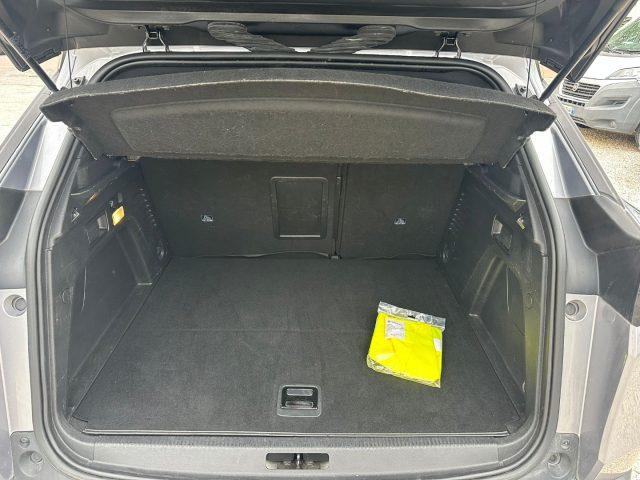 PEUGEOT 3008 4X4 Hybrid4 300 e-EAT8 Allure Pack