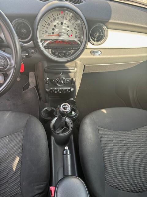 Mini Cooper Clubman Mini 1.6 16V Cooper D Clubman adatta a neopatentati