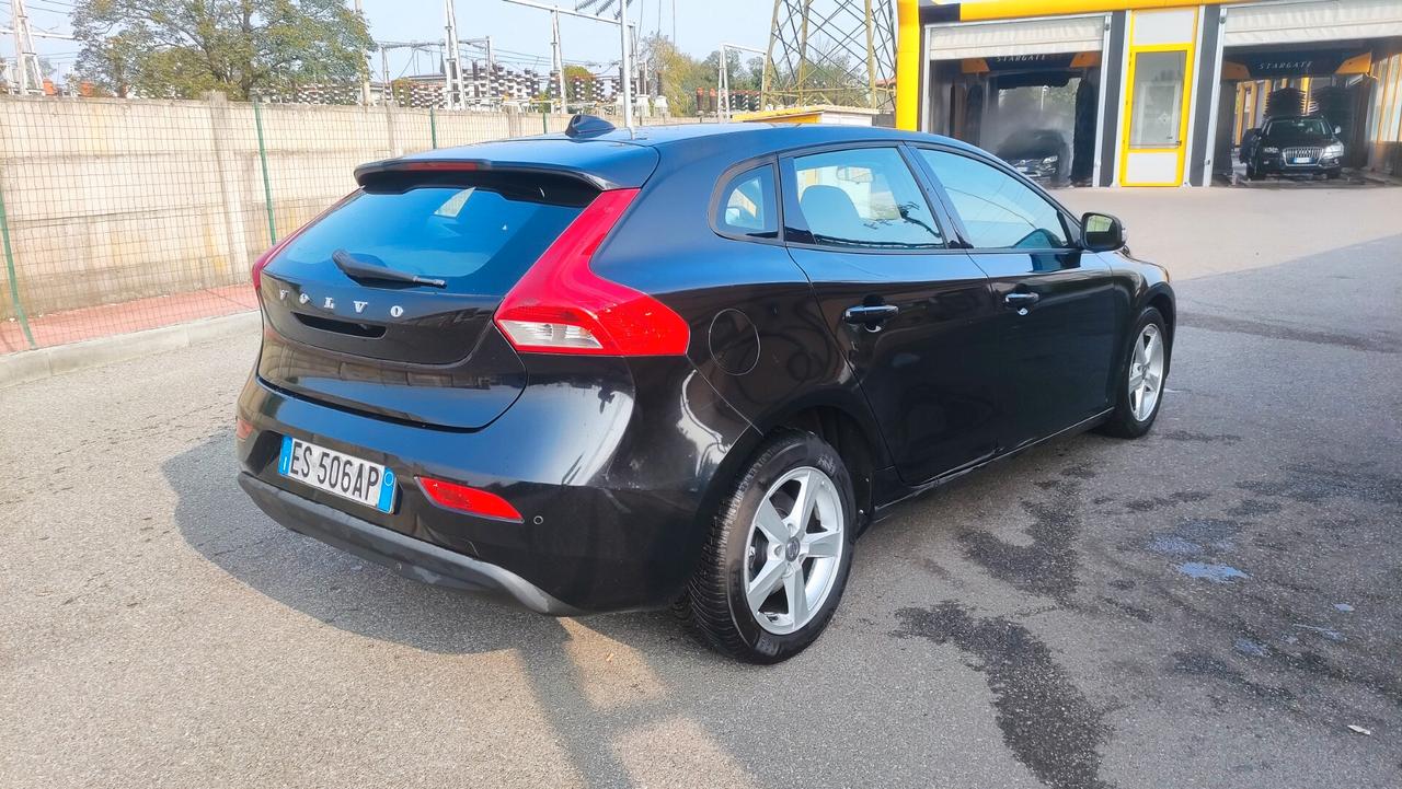 Volvo V40 1.6 Diesel NEOPATENTATI - 2013