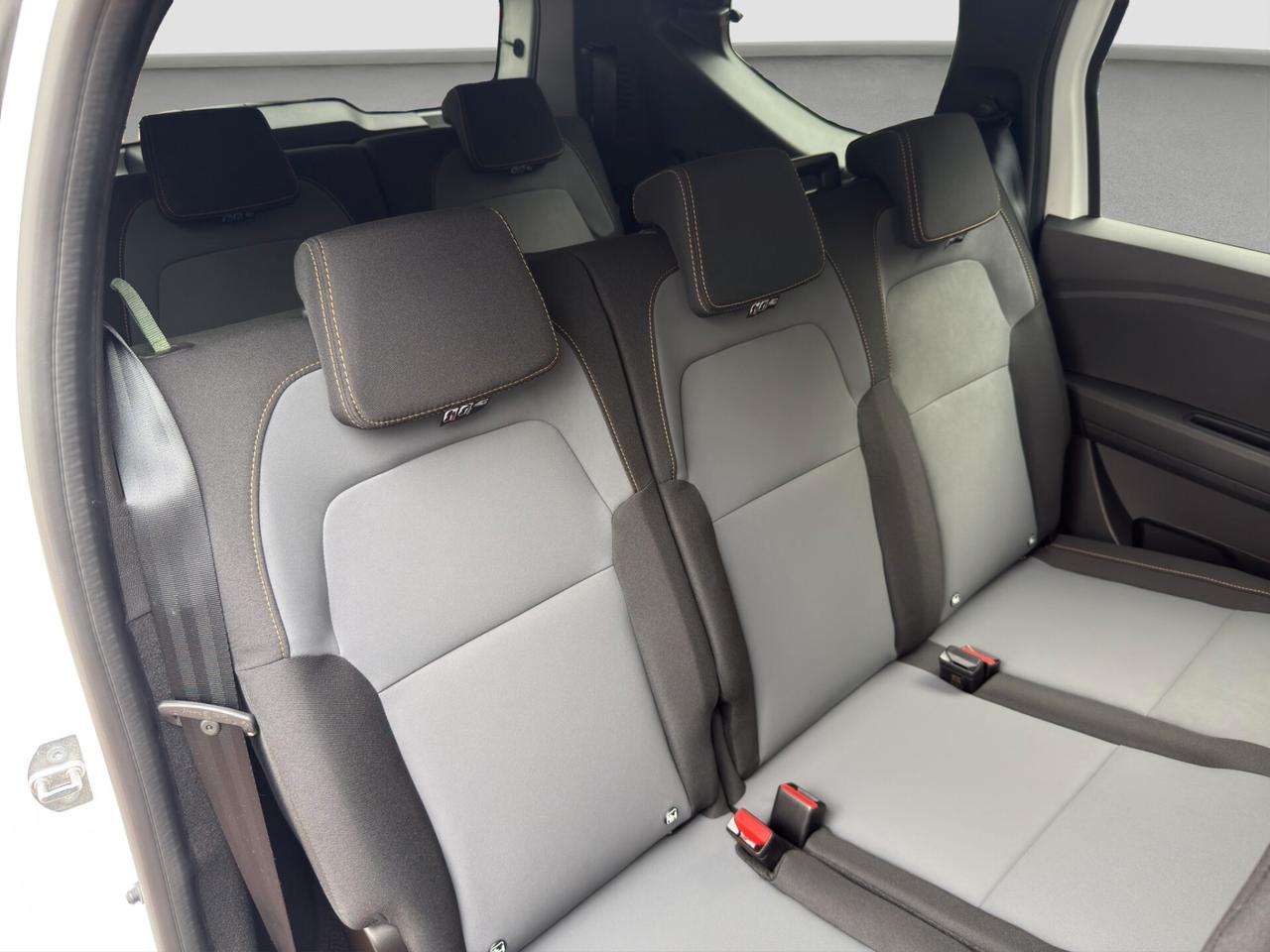Dacia Jogger 1.6 Hybrid 140 7 posti Extreme