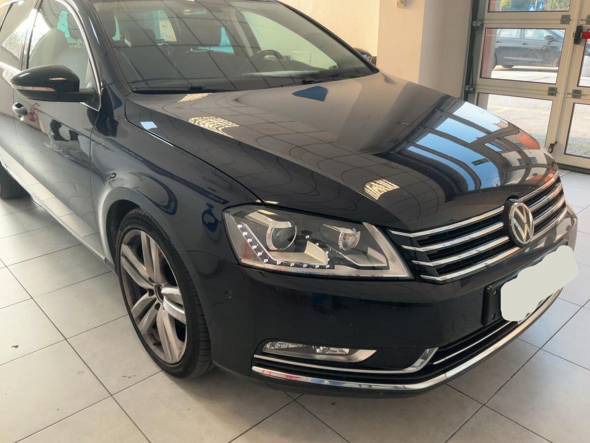 Volkswagen Passat 2.0 TDI 170CV DSG 4mot. High. BMT