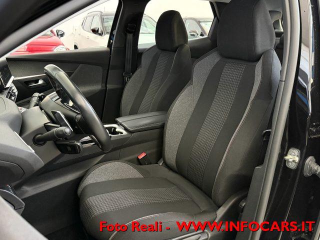 PEUGEOT 3008 BlueHDi 130 EAT8 Active Business - PROMO