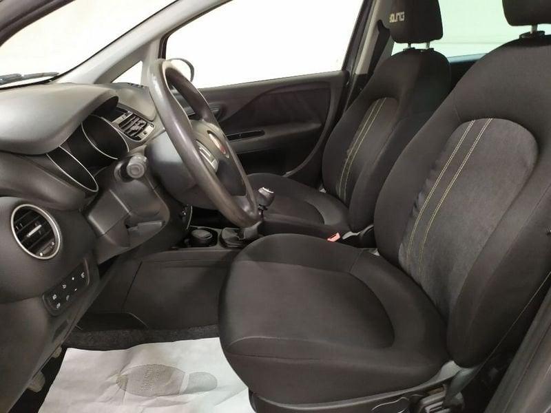 FIAT Punto 5p 1.2 Young