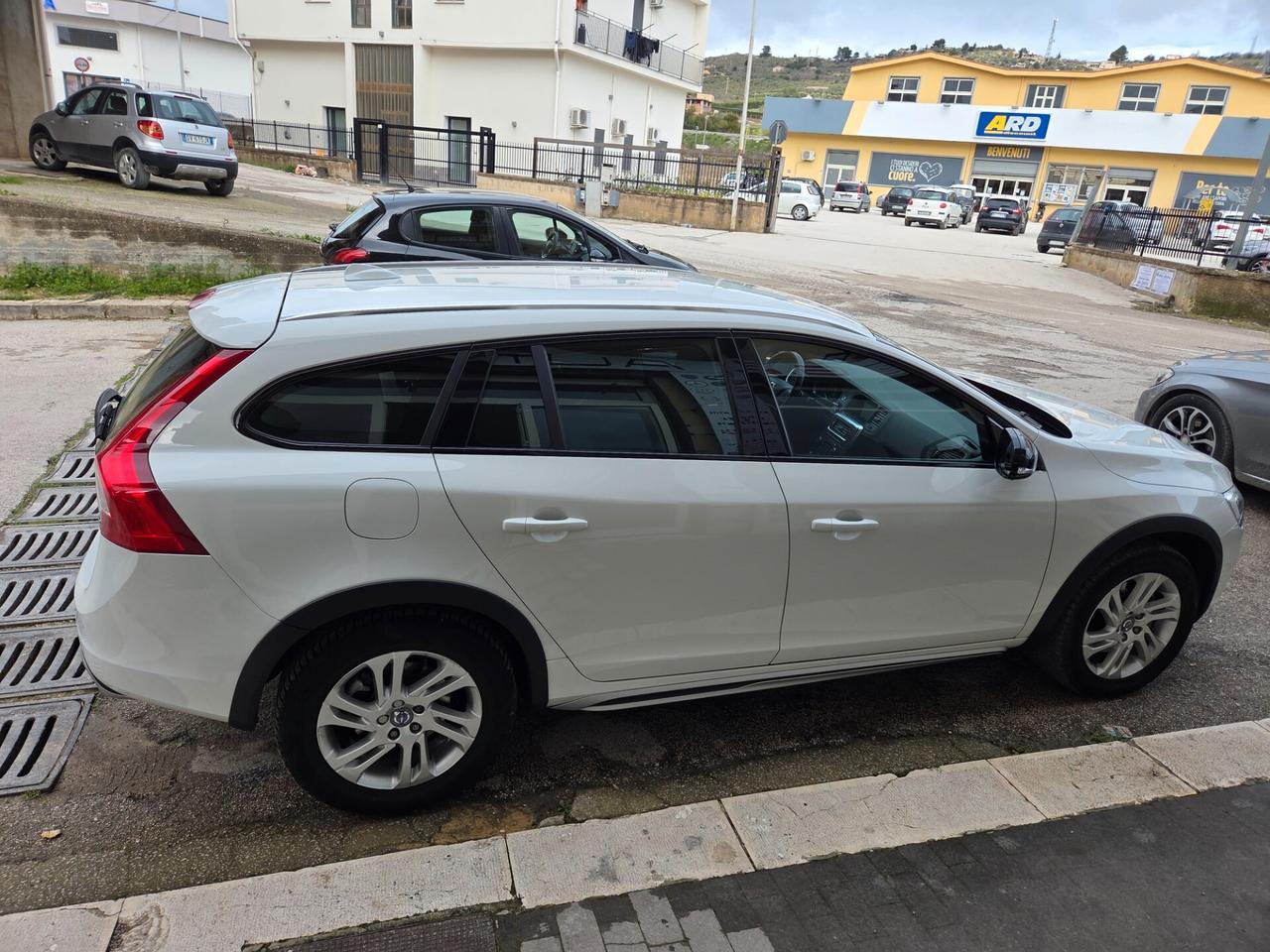 VOLVO V60 CROSSCOUNTRY 2.0 150 CV KM CERTIFIC 2016