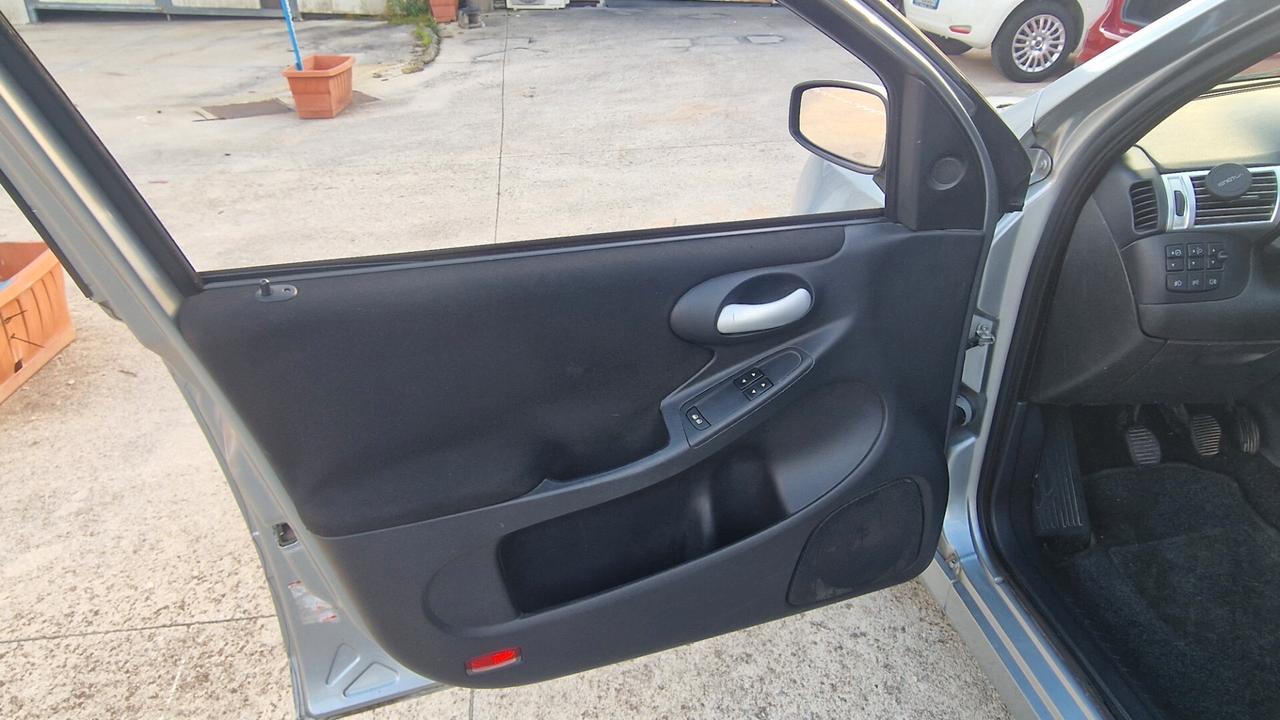 Fiat Stilo 1.9 MJT 120 CV 5 porte Dynamic