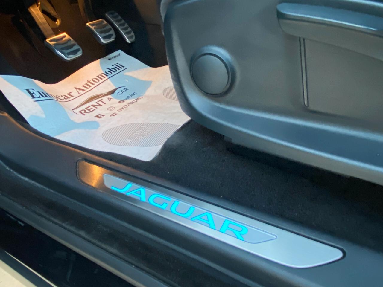 Jaguar E-Pace 2.0D 180 CV AWD R-Dynamic